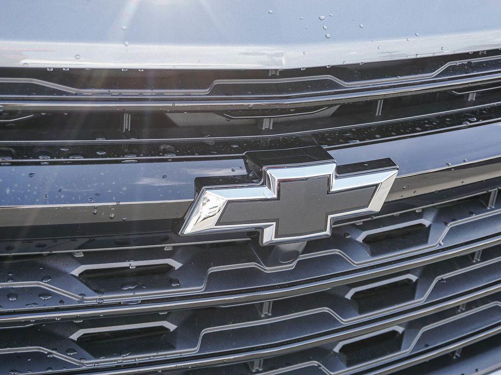 new 2026 Chevrolet Traverse car, priced at $41,080