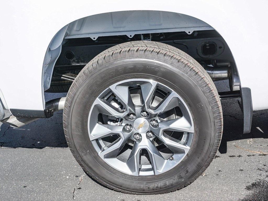 new 2026 Chevrolet Silverado 1500 car, priced at $43,295