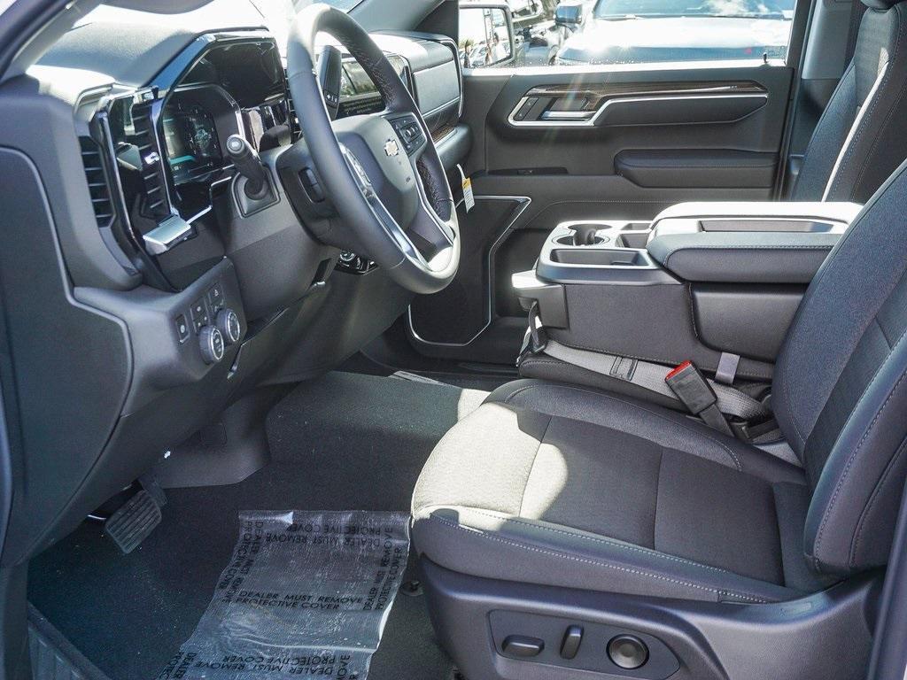 new 2026 Chevrolet Silverado 1500 car, priced at $43,295