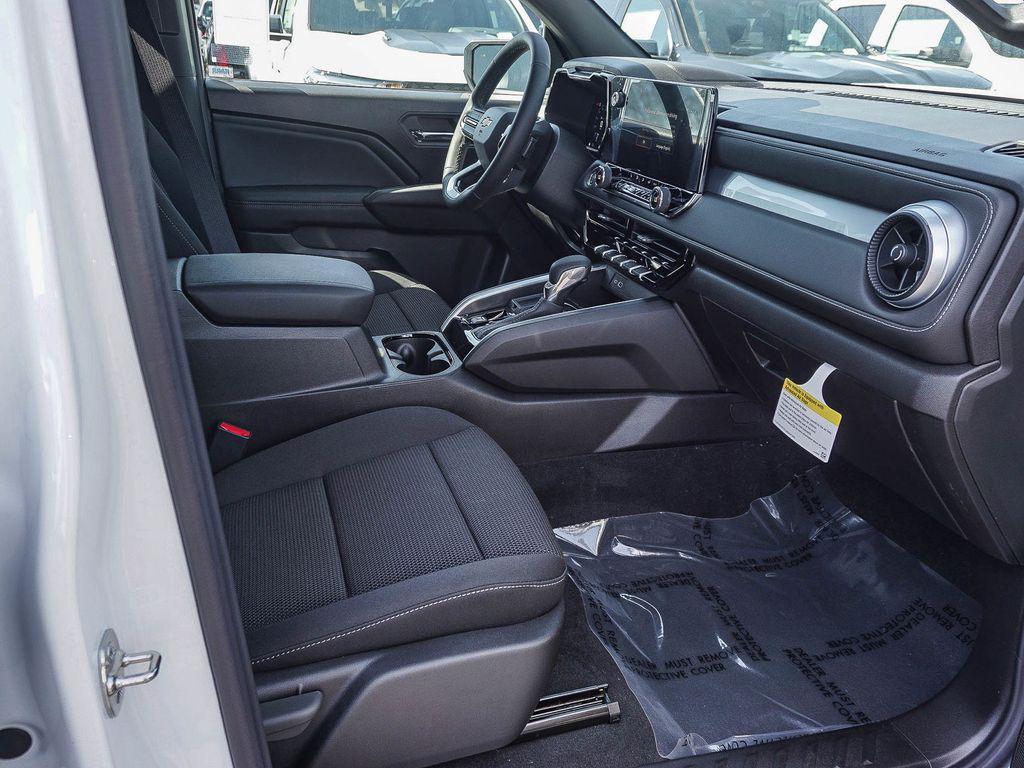 new 2026 Chevrolet Colorado car, priced at $44,090