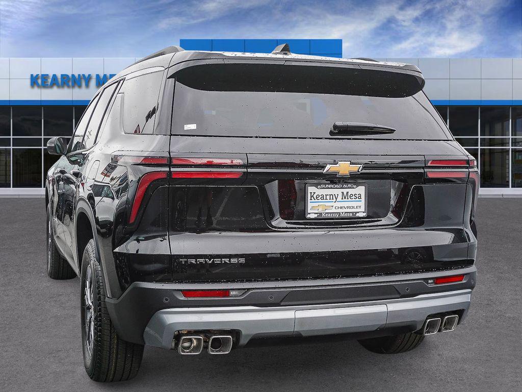 new 2026 Chevrolet Traverse car, priced at $43,795