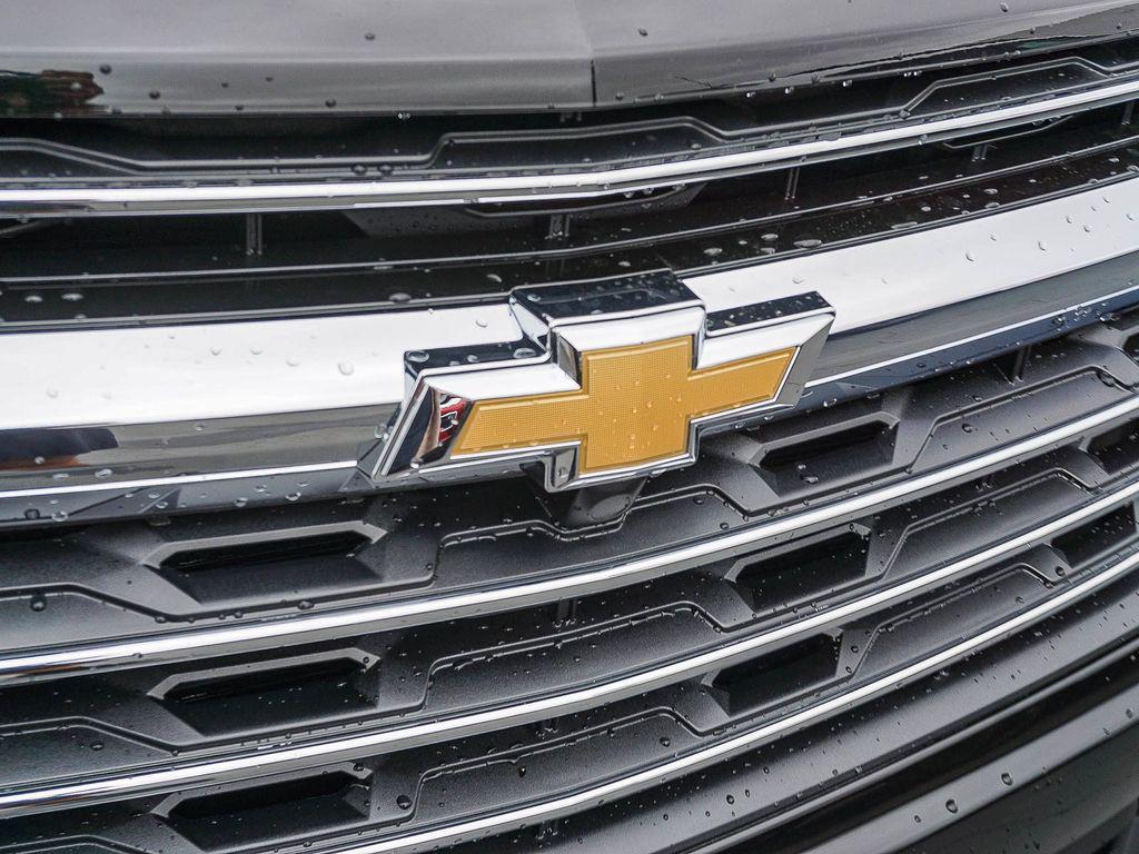 new 2026 Chevrolet Traverse car, priced at $43,795
