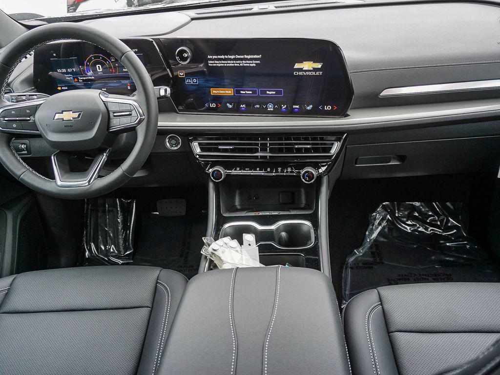 new 2026 Chevrolet Traverse car, priced at $43,795