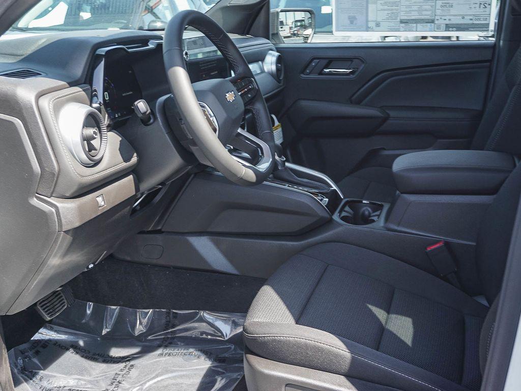 new 2026 Chevrolet Colorado car, priced at $33,095