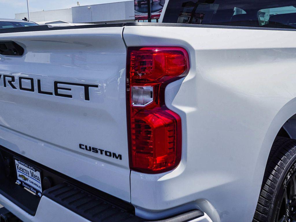 new 2026 Chevrolet Silverado 1500 car, priced at $43,370