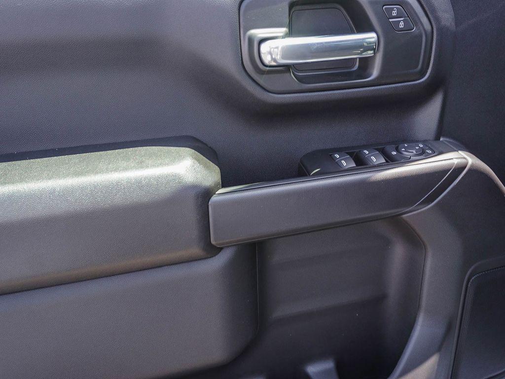 new 2026 Chevrolet Silverado 1500 car, priced at $43,370