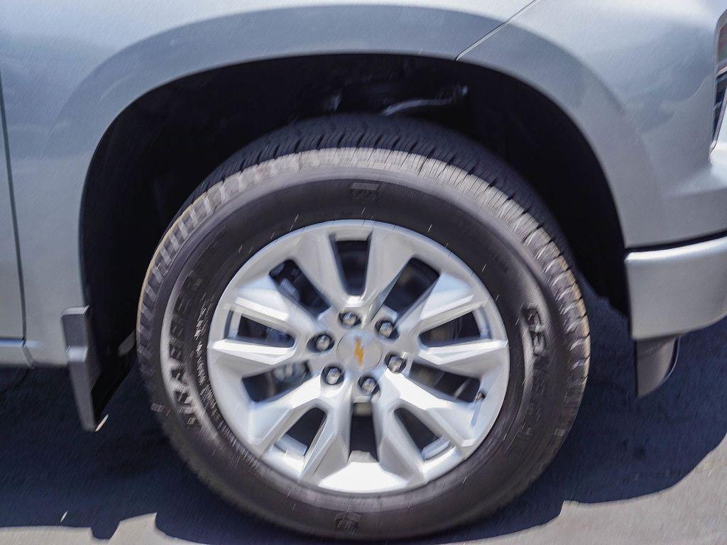 new 2026 Chevrolet Silverado 1500 car, priced at $42,760