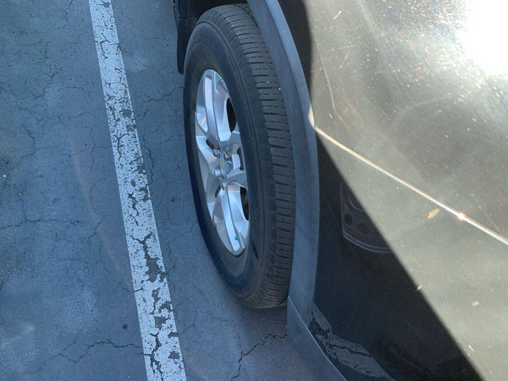 used 2021 Chevrolet Traverse car, priced at $29,995