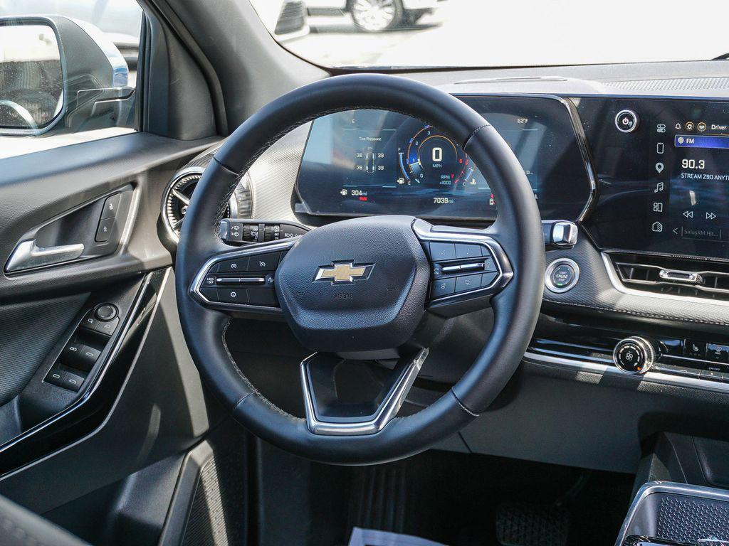 used 2026 Chevrolet Equinox car, priced at $28,548
