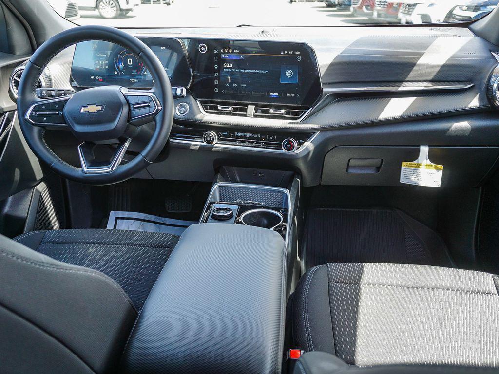 used 2026 Chevrolet Equinox car, priced at $28,548