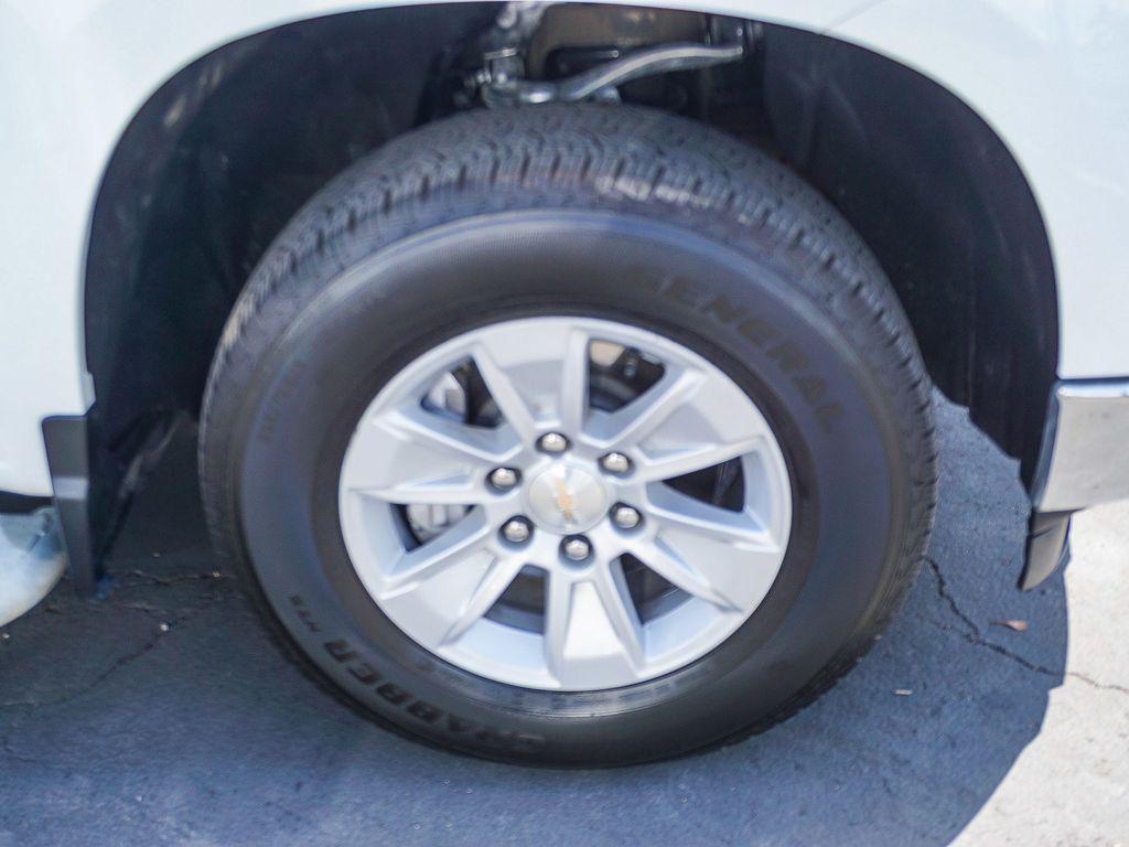 used 2025 Chevrolet Silverado 1500 car, priced at $33,091