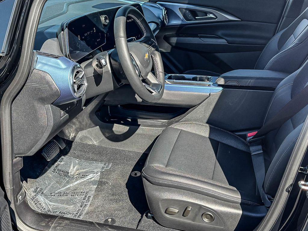 new 2026 Chevrolet Equinox EV car, priced at $29,370