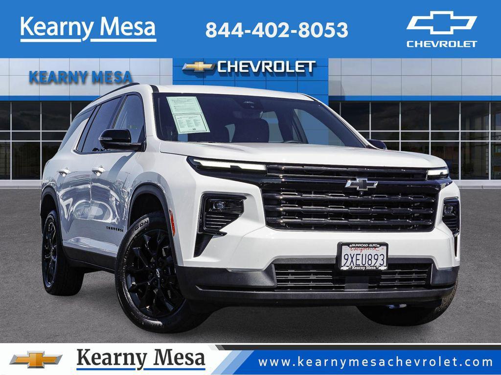 used 2026 Chevrolet Traverse car, priced at $43,102