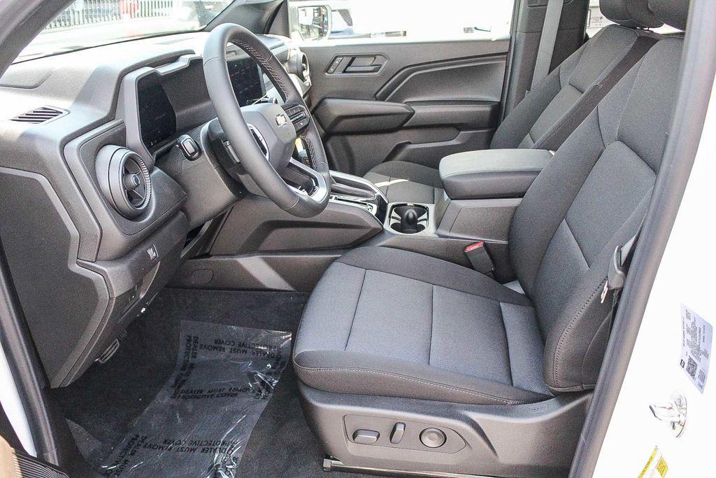 new 2026 Chevrolet Colorado car, priced at $32,605