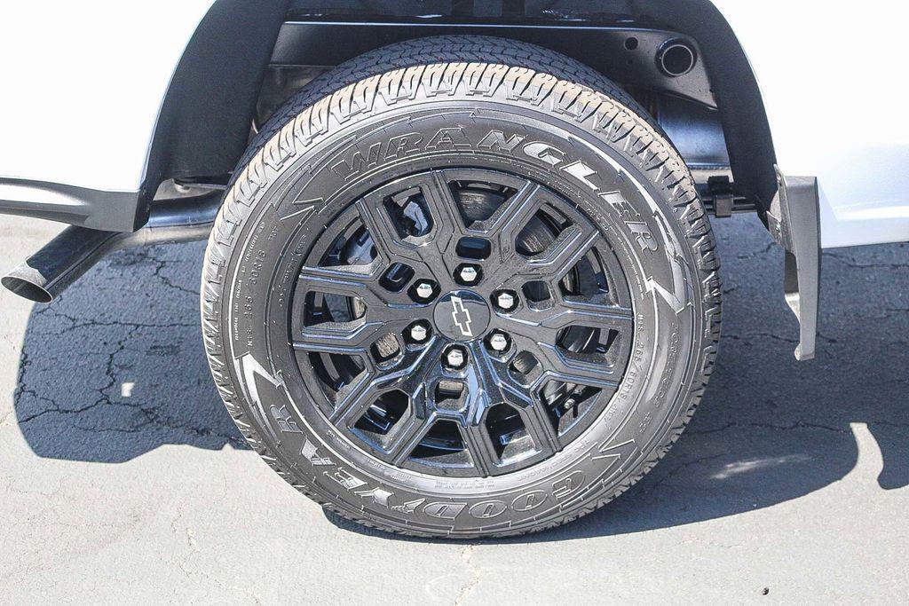 new 2026 Chevrolet Colorado car, priced at $32,605