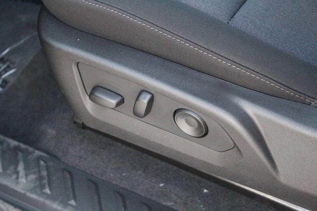 new 2026 Chevrolet Colorado car, priced at $32,605