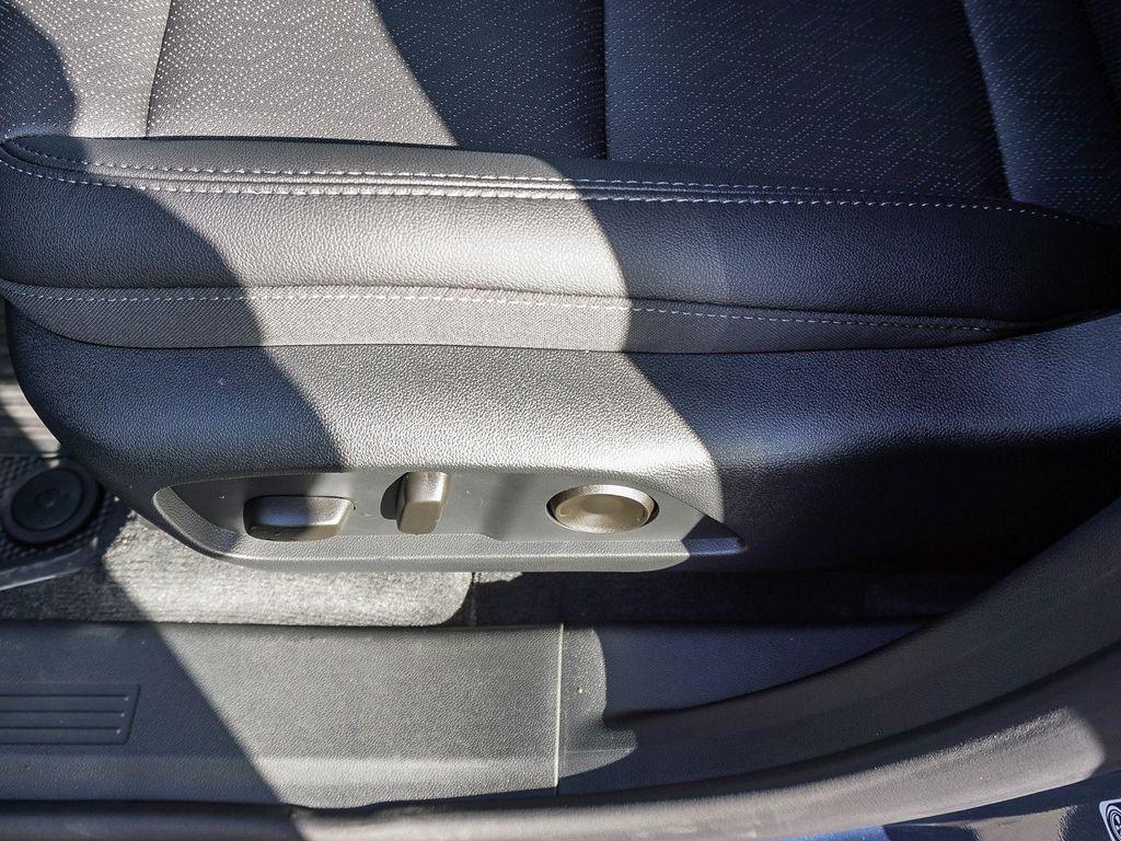 new 2026 Chevrolet Equinox car, priced at $28,995