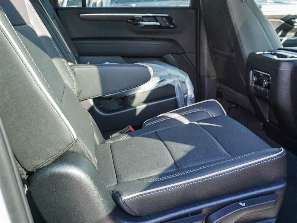 new 2026 Chevrolet Suburban car, priced at $78,185