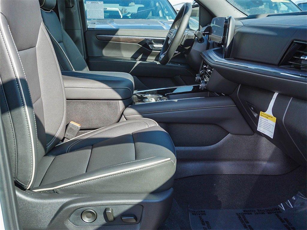 new 2026 Chevrolet Suburban car, priced at $76,895