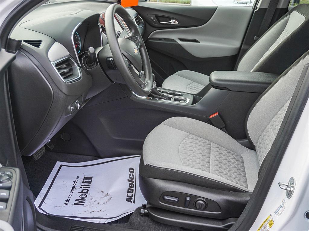 used 2024 Chevrolet Equinox car, priced at $21,986