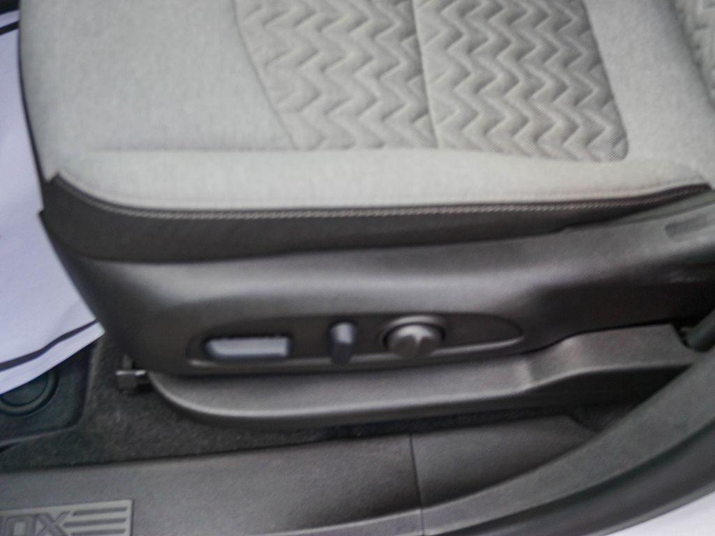 used 2024 Chevrolet Equinox car, priced at $19,986