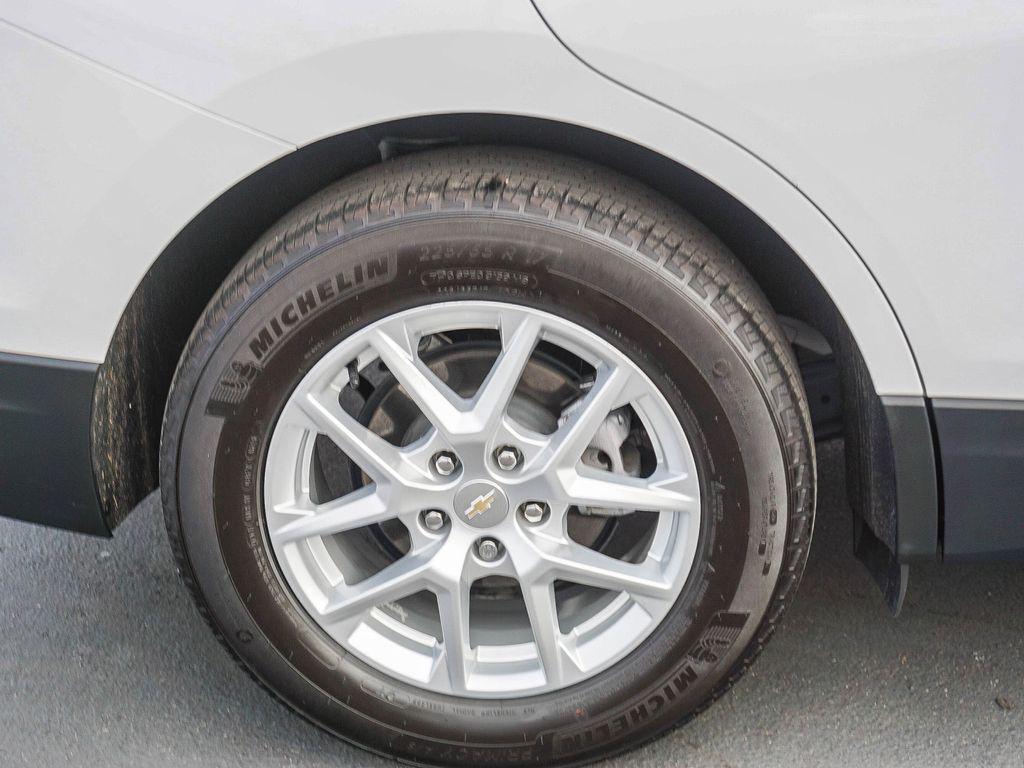 used 2024 Chevrolet Equinox car, priced at $19,986