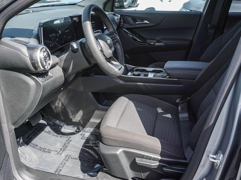new 2026 Chevrolet Equinox car, priced at $26,295