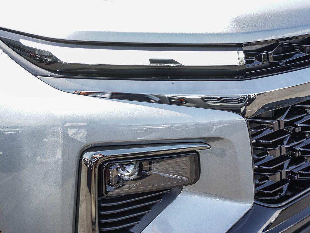 new 2026 Chevrolet Traverse car, priced at $52,555