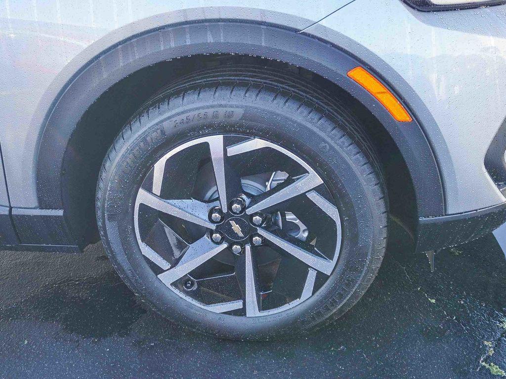 new 2026 Chevrolet Equinox EV car, priced at $29,370