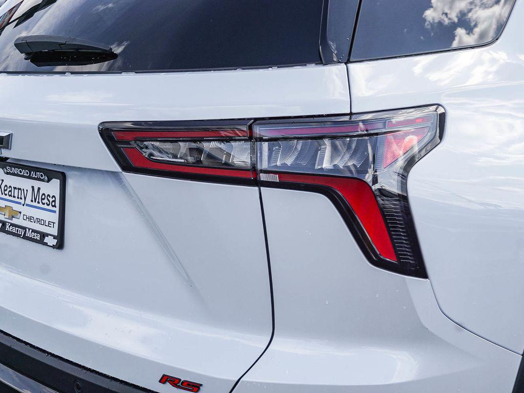 new 2026 Chevrolet Equinox car, priced at $33,230