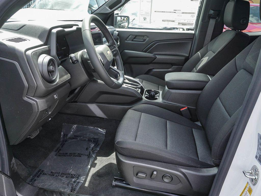 new 2026 Chevrolet Colorado car, priced at $32,605