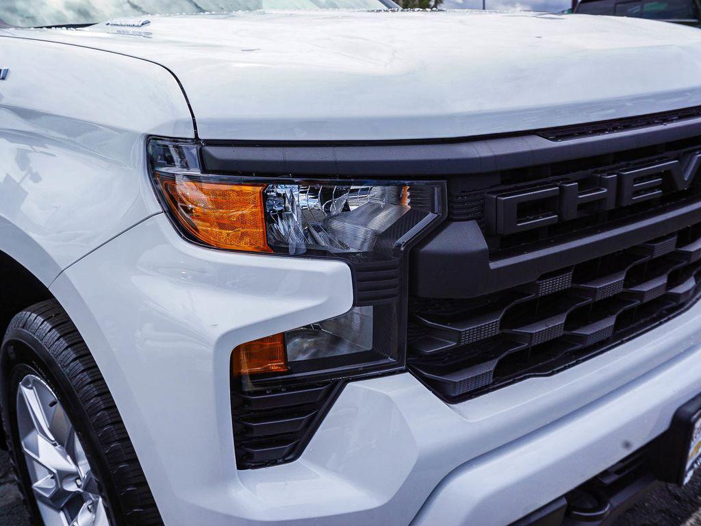 new 2026 Chevrolet Silverado 1500 car, priced at $42,760
