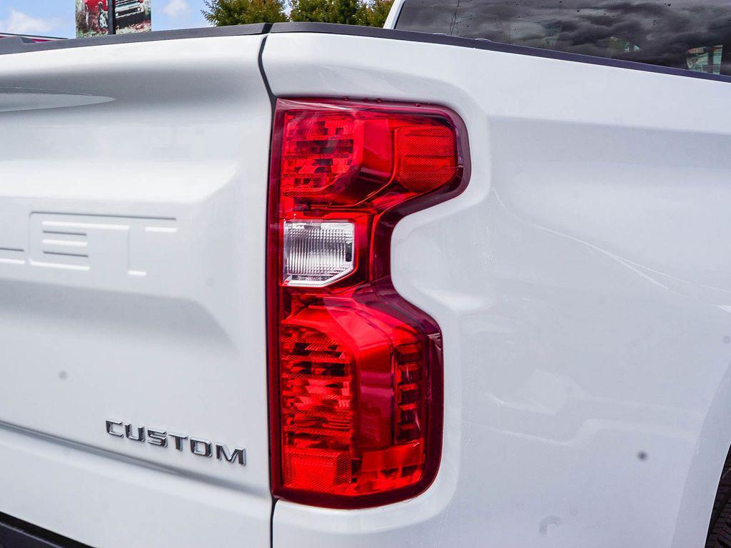 new 2026 Chevrolet Silverado 1500 car, priced at $42,760