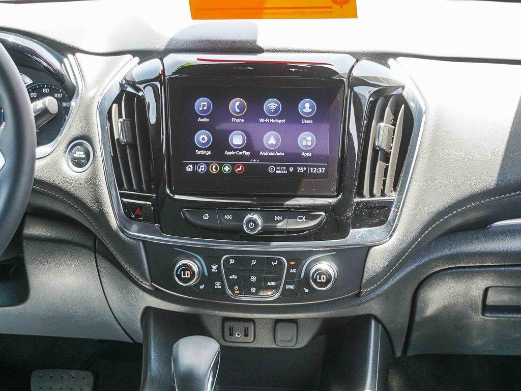 used 2023 Chevrolet Traverse car, priced at $31,831