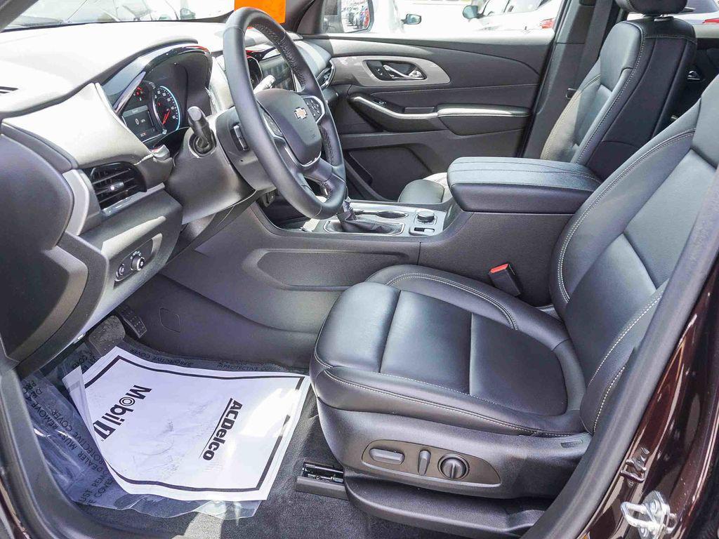 used 2023 Chevrolet Traverse car, priced at $31,831