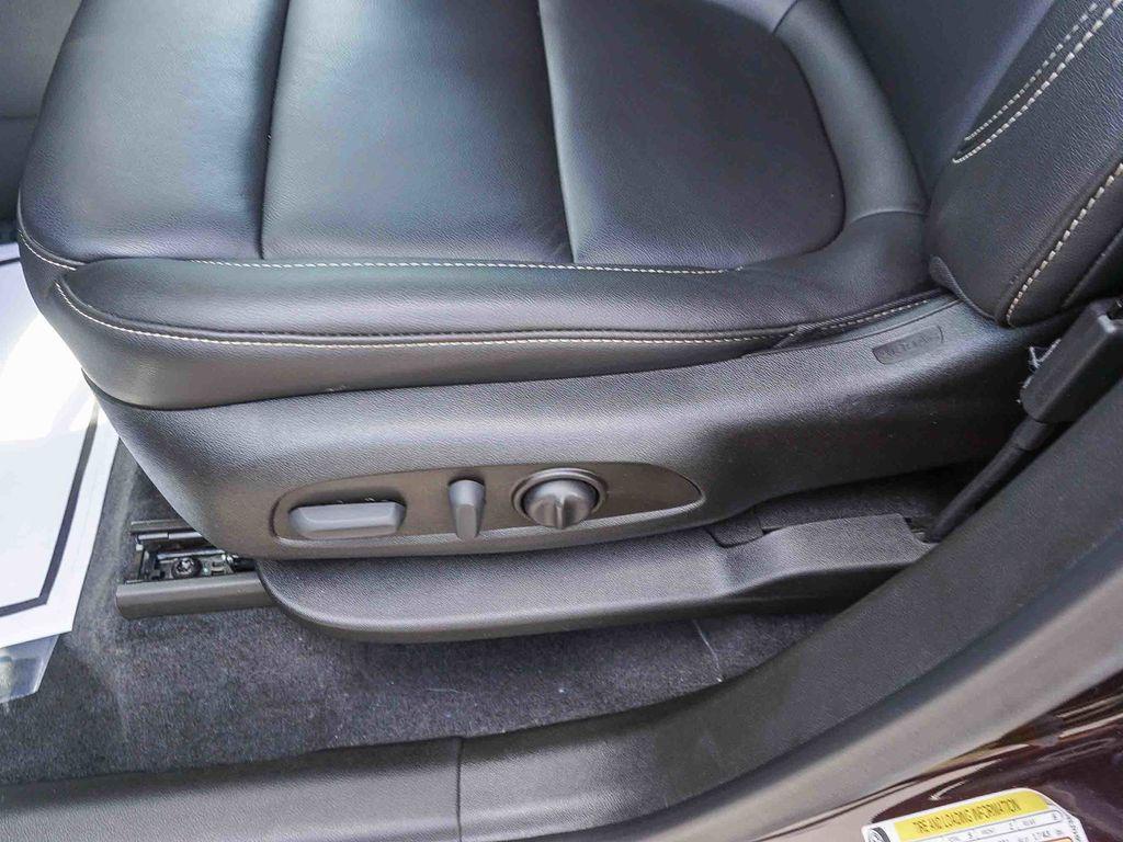 used 2023 Chevrolet Traverse car, priced at $31,831