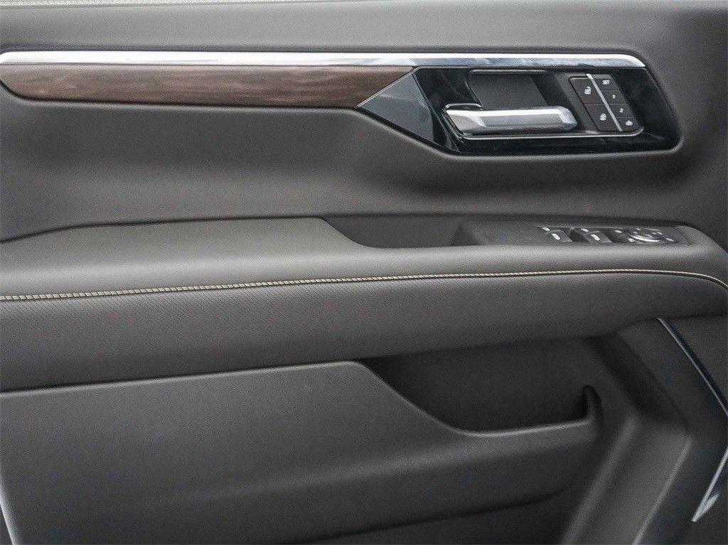new 2026 Chevrolet Suburban car, priced at $79,485