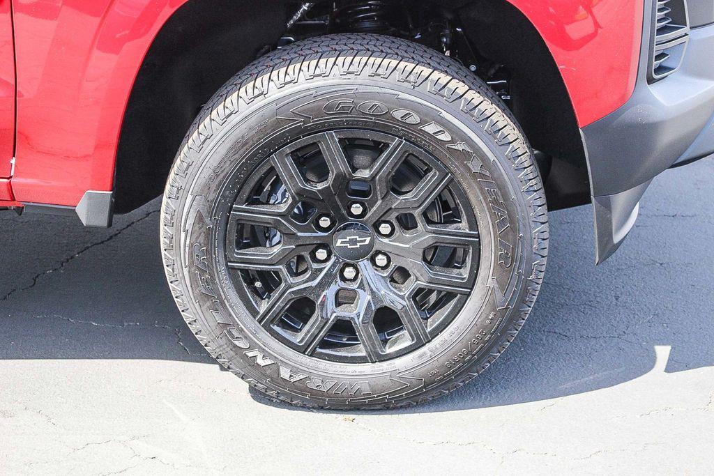 new 2026 Chevrolet Colorado car, priced at $33,100