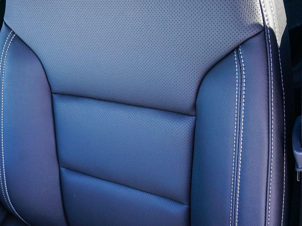 new 2026 Chevrolet Traverse car, priced at $38,992