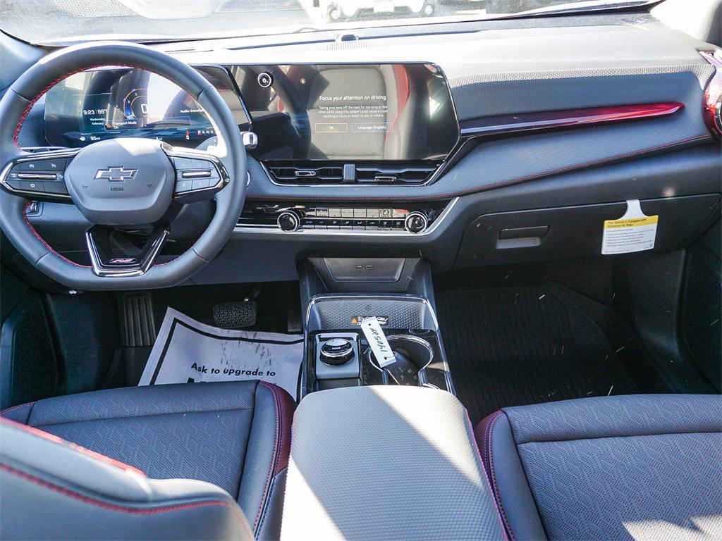 new 2026 Chevrolet Equinox car, priced at $31,915