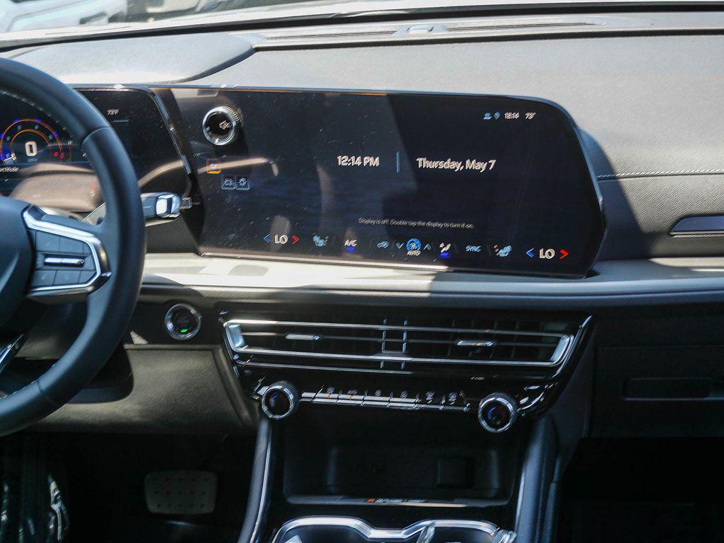 new 2026 Chevrolet Traverse car, priced at $42,795