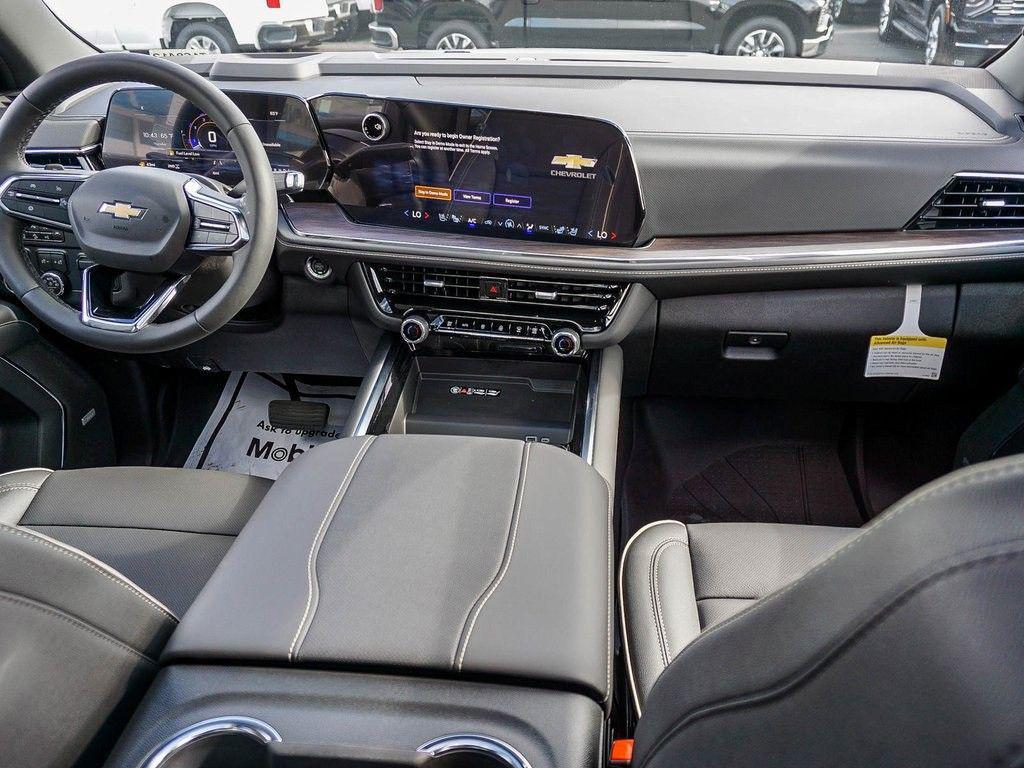 new 2026 Chevrolet Suburban car, priced at $81,595