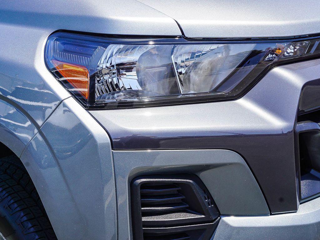 new 2026 Chevrolet Colorado car, priced at $33,095
