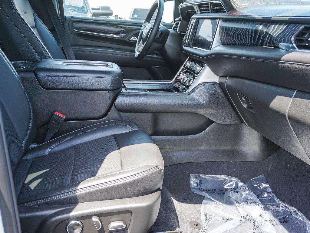 used 2023 GMC Yukon XL car, priced at $61,492