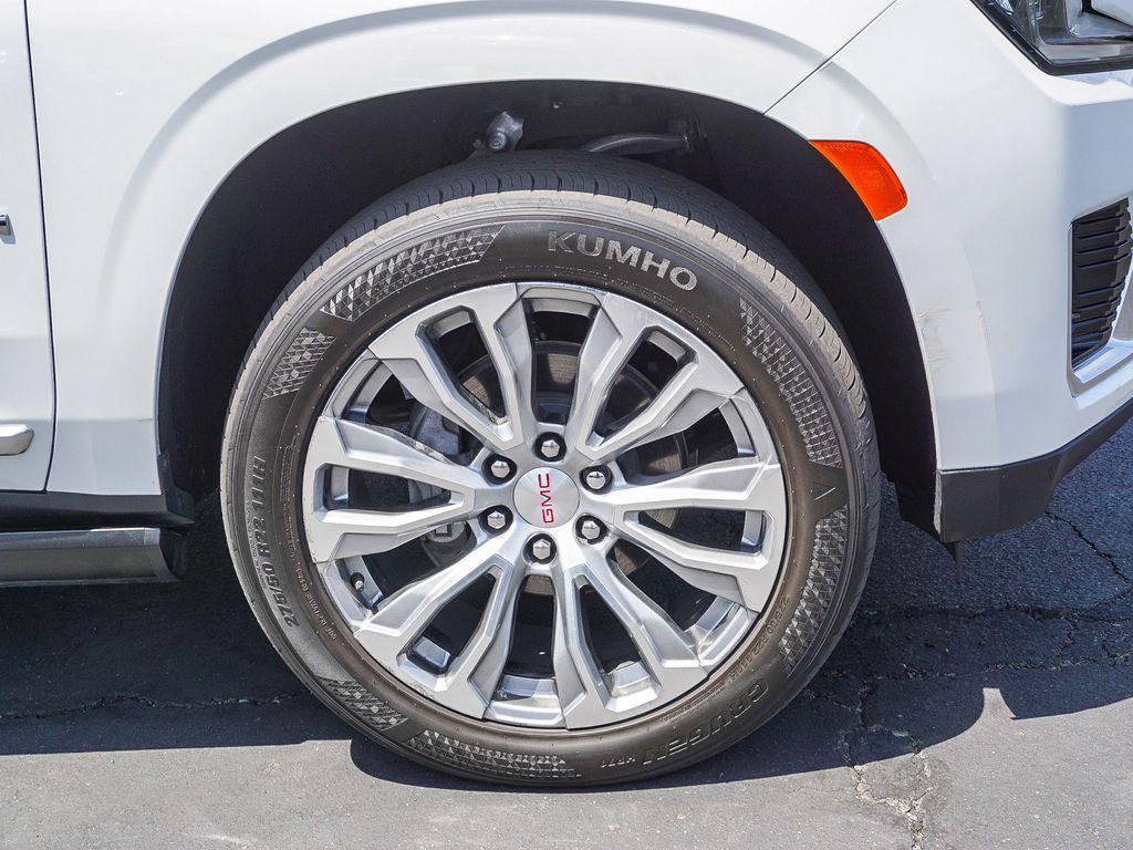 used 2023 GMC Yukon XL car, priced at $61,492