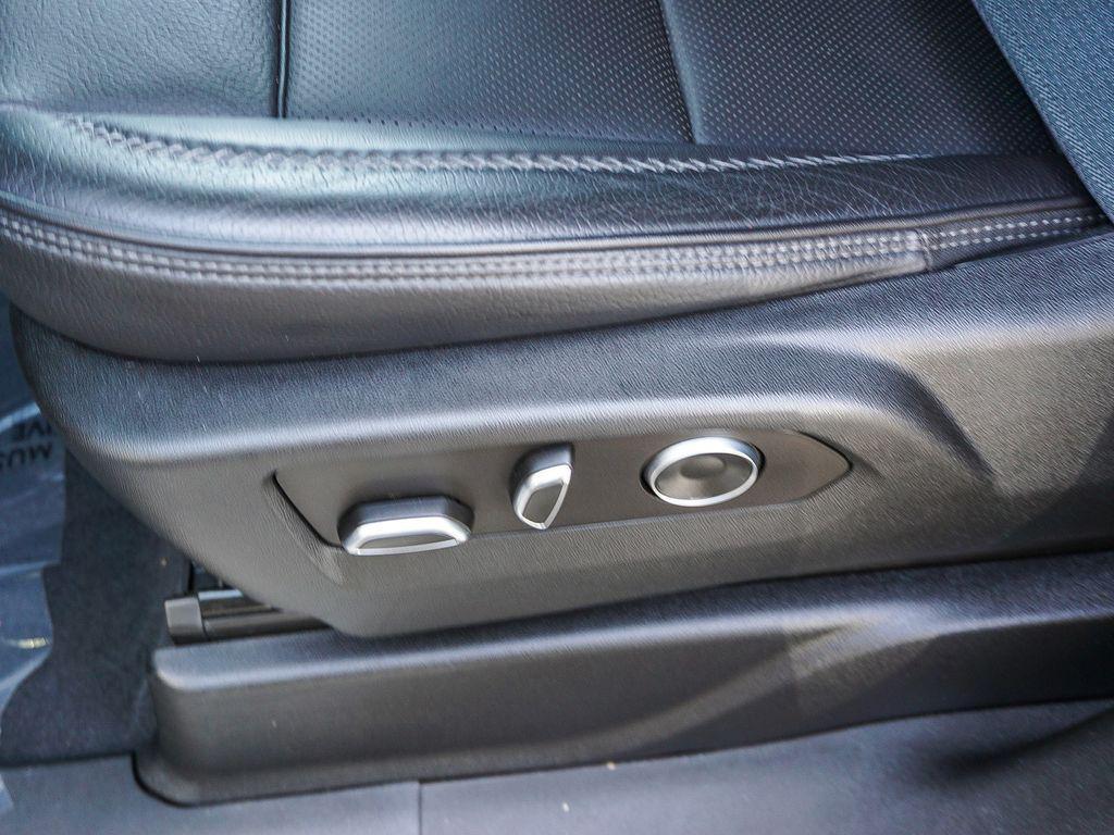 used 2023 GMC Yukon XL car, priced at $61,492
