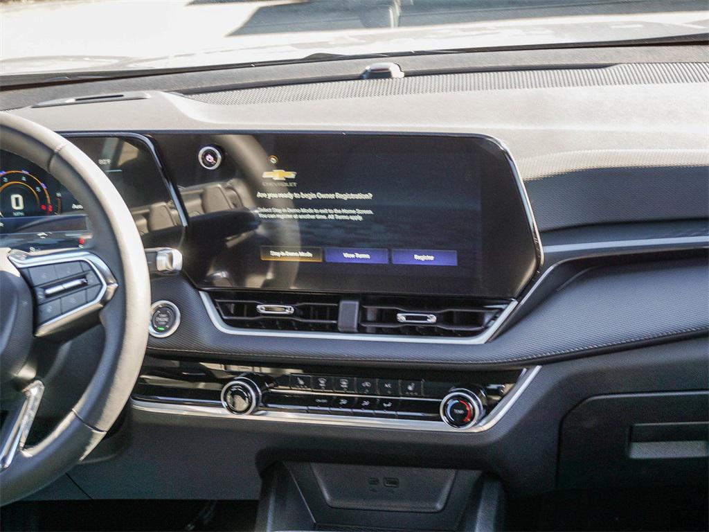 new 2026 Chevrolet Equinox car, priced at $27,865