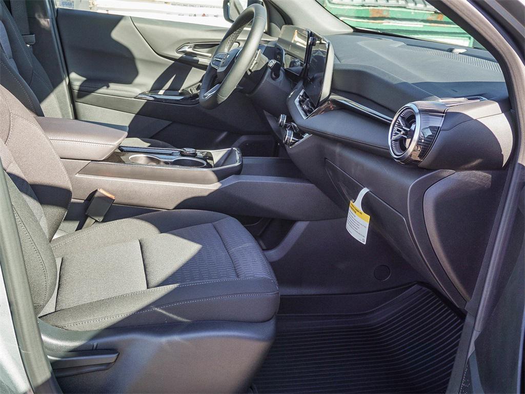 new 2026 Chevrolet Equinox car, priced at $27,865