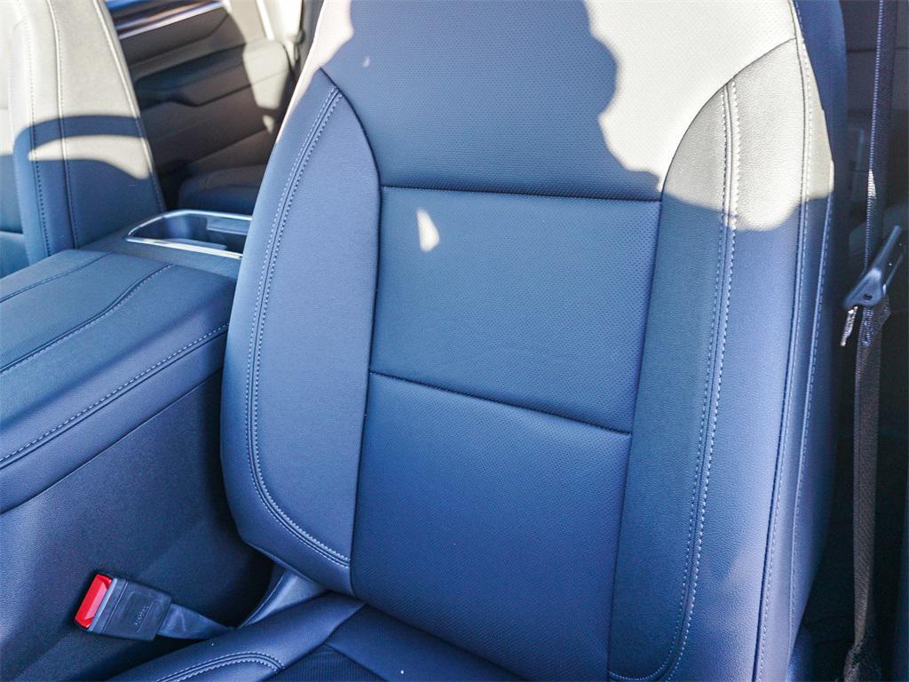 new 2026 Chevrolet Silverado 3500 car, priced at $79,915