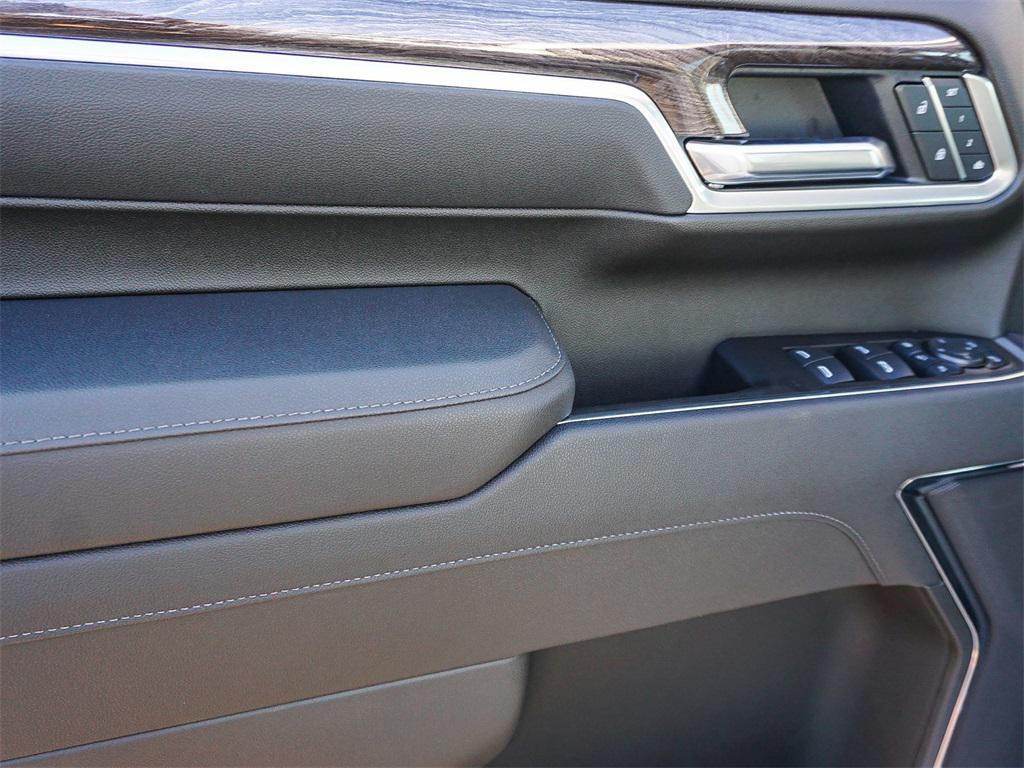 new 2026 Chevrolet Silverado 3500 car, priced at $79,915